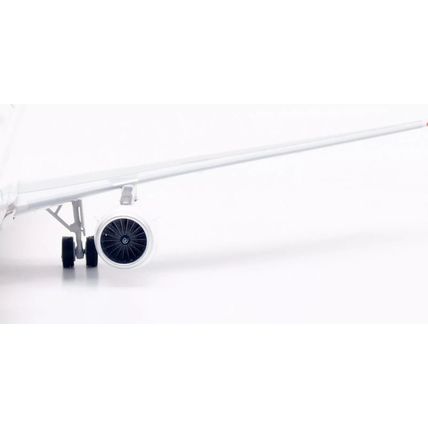 AIRBUS A321-111 SWISSAIR REG: HB-IOH WITH STAND - WB MODELS B321IOH 1/200