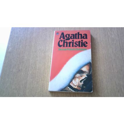 Hercule Poirot's Christmas. Agatha Christie (Paperback) Fontana 1984 VINTAGE