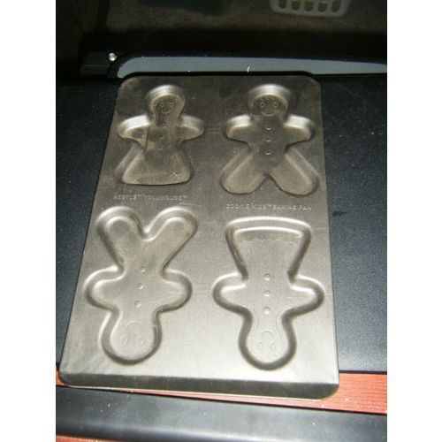Nestle Toll House Cookie Kids Baking Pan