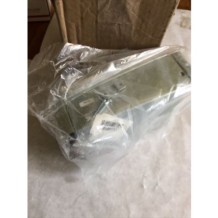 New ALLEN BRADLEY 2097-V31PR2 allen bradley 2097-V31PR2 Ser A,BL
