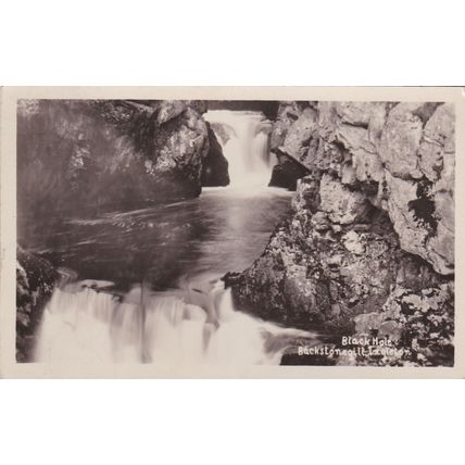 EC810 INGLETON -BLACK HOLE . BLACKSTONE . R/P POSTCARD
