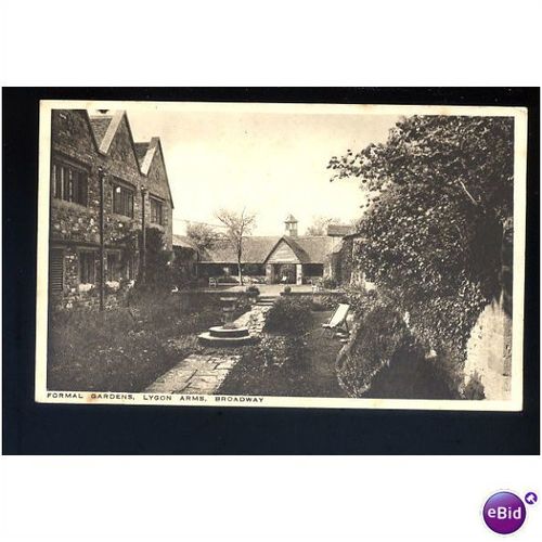 Worcestershire BROADWAY Lygon Arms Gardens Postcard by Russell