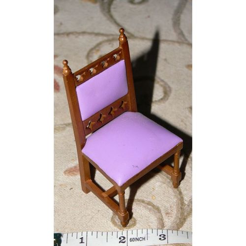 1:12 Dolls house Emporium Tudor Style Chair Lilac Cushion