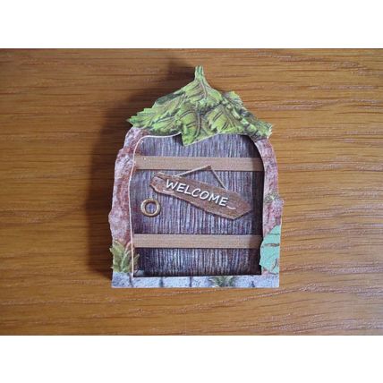 3D Effect Small Wooden Elf/Fairy/Pixie Garden/Tree Welcome Door *UK Seller*