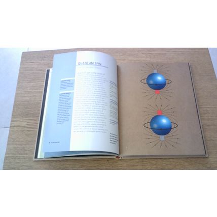 30-SECOND QUANTUM THEORY. Edited by Brian Clegg (1st Edn H/B) Icon Books 2014
