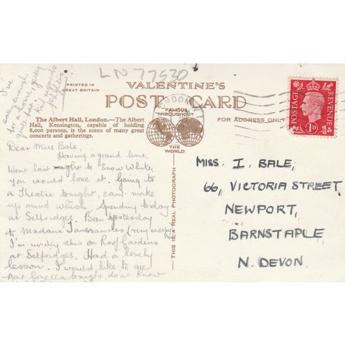 Albert Hall London Postcard (LN77530)