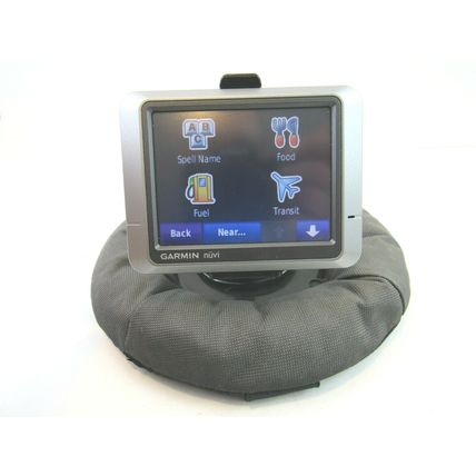 Garmin nüvi 200 GPS Navigation Car Charger Dash Mount Travel Case BUNDLE WORKS