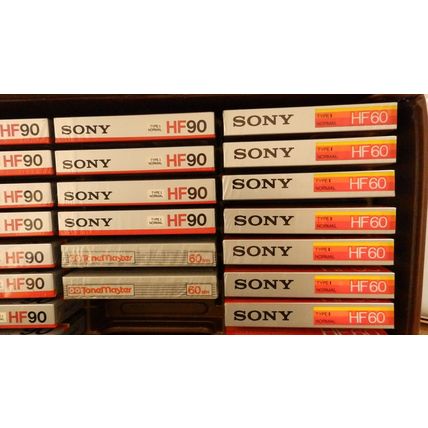 Sony Cassette Recording tapes type 1 HF-90 HF-60 with case brand new tapes