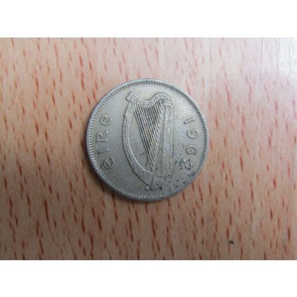 Ireland 1962 6d Sixpence Coin
