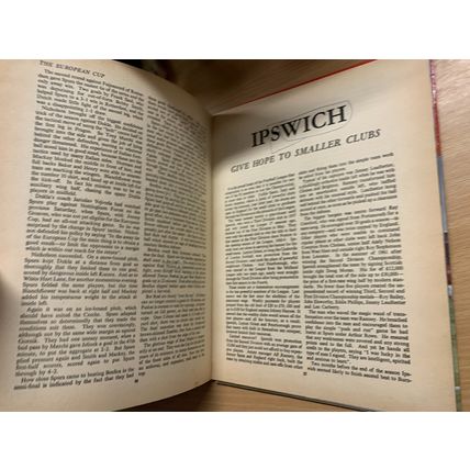 1960s VINTAGE "THE WORLD BOOK OF FOOTBALL CHAMPIONS" SOCCER ANNUAL HB BOOK (P3)