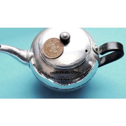 1925 Wembley British Empire Exhibition RARE Souvenir ‘Swan’ Aluminium Teapot