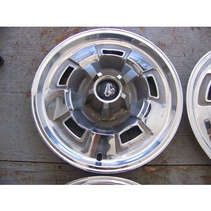 1967 PLYMOUTH VIP 14" HUBCAPS OEM (5) #2881772 1967 68 69 SPORT FURY