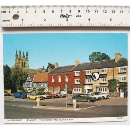 1988 postcard Helmsley, The Church & Black Swan