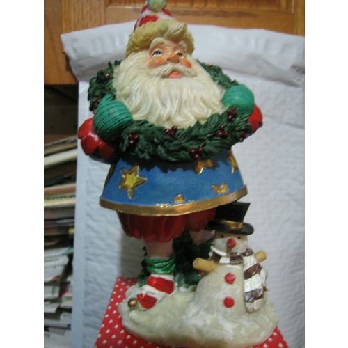 Ball Shape Santa Christmas Decoration Resin Figurine