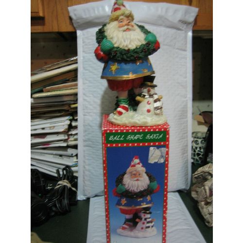 Ball Shape Santa Christmas Decoration Resin Figurine