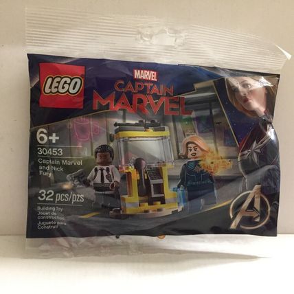 New Captain Marvel & Nick Fury Polybag Set #30453 - 32 Pieces