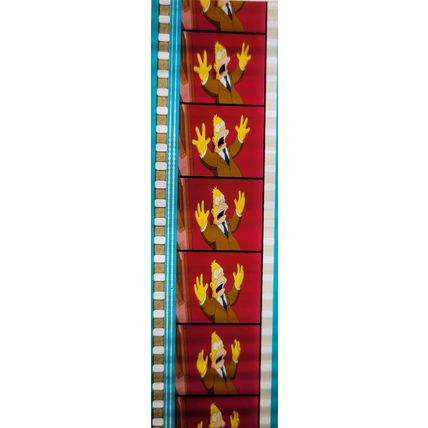 Simpsons Movie. Pk GEB - c069Q . 1 STRIP OF 5 - 35MM FILM CELLS