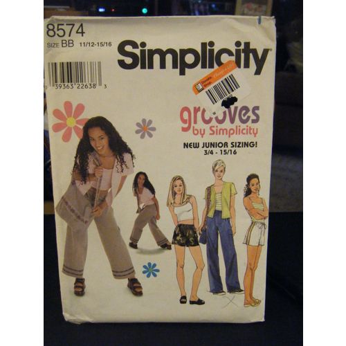 Simplicity 8574 Junior Pants or Shorts, Bag, Cardigan & Tank Pattern - Sz 11-14