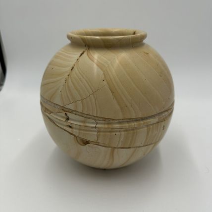 Sedlak Interior Marble Vase Urn USA Crackled Design Stone Heavy Home Decor