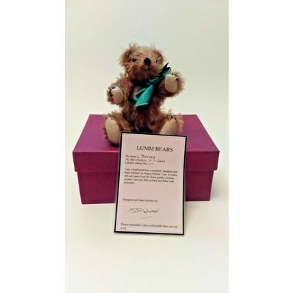 RARE COLLECTIBLE TEDDY BEAR UNIQUE LIMITED EDITION OF JUST ONE BY LUMM BEARS.