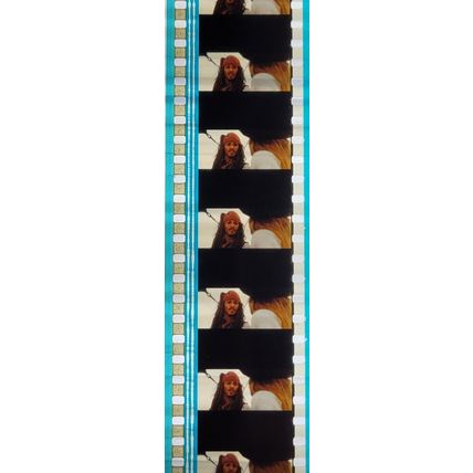 Pk GEB - L - MIX - A 001a . 1 STRIP OF 5 - 35MM FILM CELLS. ( )