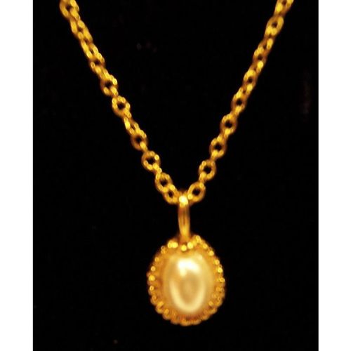 JEWELLERY # 18: Gold Plated Magnetic Necklace With A Pearl Style Pendant +Bonus