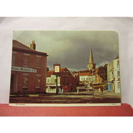 FOREST VALE HOTEL, PICKERING, YORKSHIRE. unused postcard #
