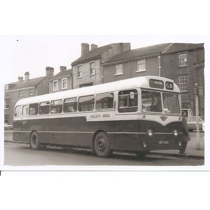 Black & White Photograph of Gillett Brothers Ltd. of Quarrington Hill - HPT 552C