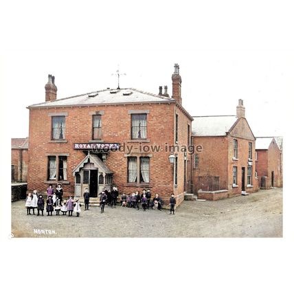 ptc4305 - Yorks. - An early Royal Hotel & Children, Norton Doncaster - print 6x4