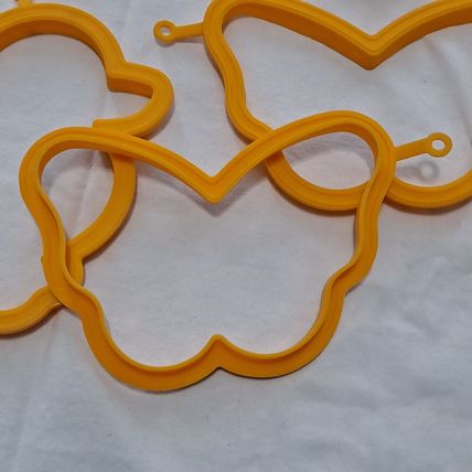Lot 6 Silicone PANCAKE/EGG MOLDS Butterfly Fish Duck Shaper maker