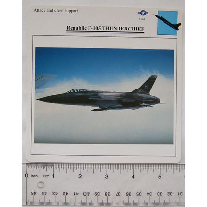 Republic F105 Thunderchief - USA - Attack & Close Support - Collectors Club Card