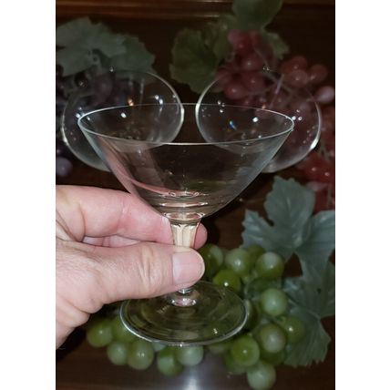 DELICATE CRYSTAL GLASS SHORT CUT STEM MARTINI COSMO COCKTAIL GLASSES SET OF 3