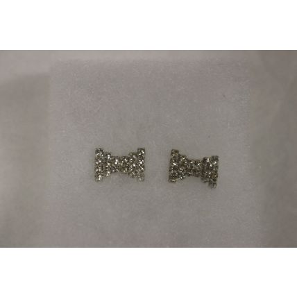 Faux diamond bow-tie shaped 15" choker with matching bow-tie earrings