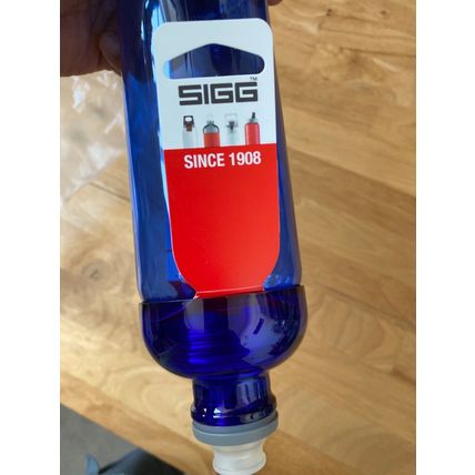 SIGG sexy blue 600ml BPA free water bottle