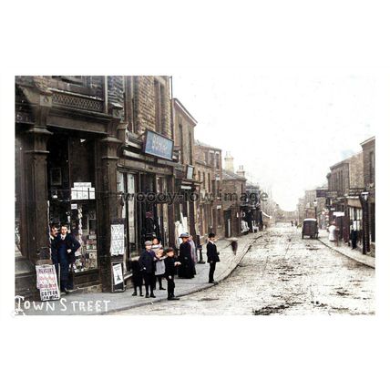 ptc5853 - Yorks - Shoppers & Stores down Town Street c1911, Batley - print 6x4
