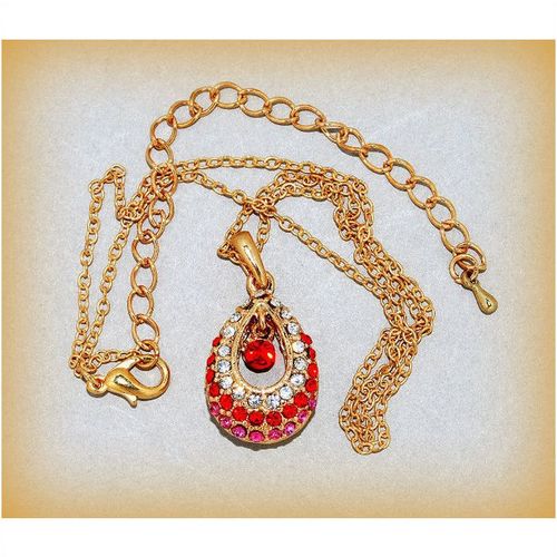 Red Pear Shaped Crystal Charm Pendant Necklace Chain Jewellery 1811