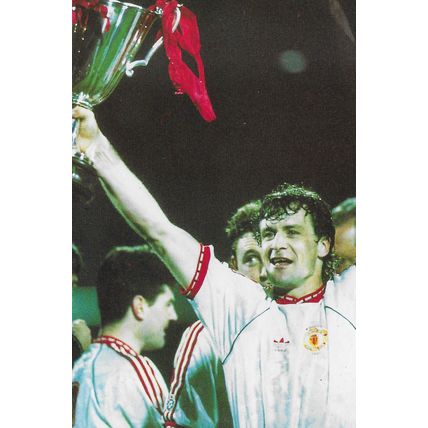 Magic Box Int. Manchester United Official History Photograph Collection: No. 59