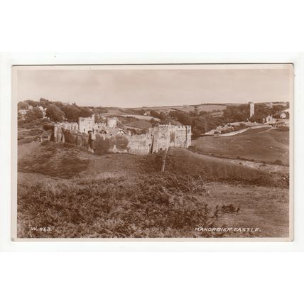 Manorbier Castle Postcard RP Pembrokeshire W968