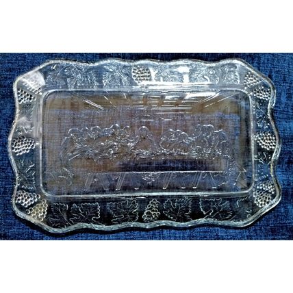 Last Supper Religious Glass Plate Bread Tray 11 X 7 Vintage Tiara Indiana Glass