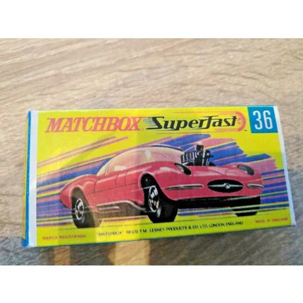 Matchbox No36 Draguar - Red - White interior