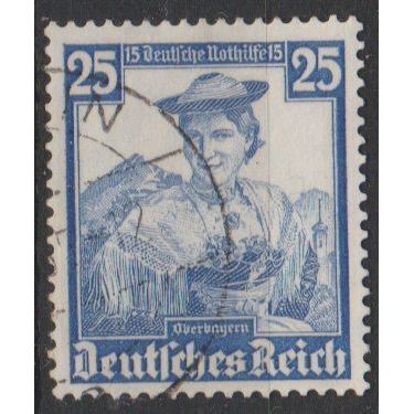 Mi: 595 used 1935 Cat € 8