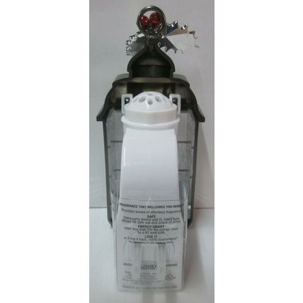 Bath & Body Works Wallflower Diffuser Plug-in Light-up Holly Lantern *see pics