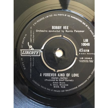 BOBBY VEE - A FOREVER KIND OF LOVE (7" VINYL SINGLE, 1962)