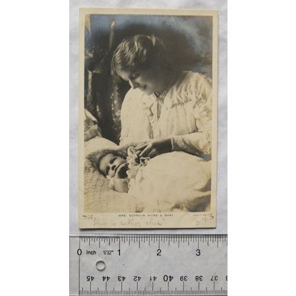1905 postcard Mrs Seymour Hicks and Baby