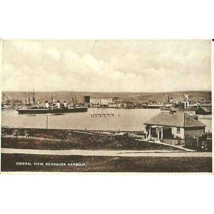 Sussex NEWHAVEN HARBOUR Postcard