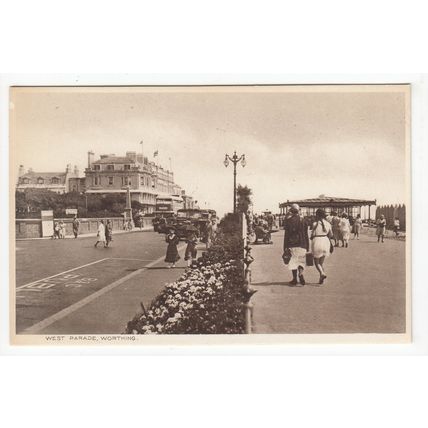 The West Parade Worthing Postcard West Sussex W44