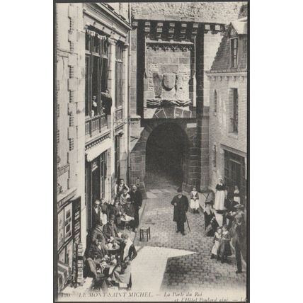 La Porte du Roi et l'Hôtel Poulard Ainé, Mont-Saint-Michel, c.1905-10 - Lévy CPA