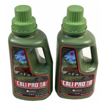 Emerald Harvest Job Lot of 8 Bottles Of 950ml Grower Plant Nutrient fertilizers