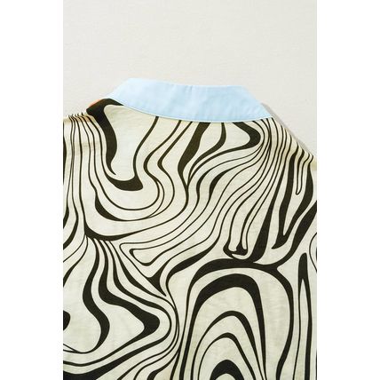 White Zebra Stripe Print Contrast V-Neck Ricrac Detail Short Sleeve Blouse Top