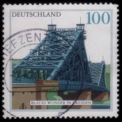 GERMANY 2000 Bkue Winder Bridge Dresden 100pf Sc#2080 - USED @M615